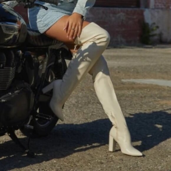 ShoeDazzle  TAYSON HIGH BLOCK HEEL BOOT Bone 9 NWT - Picture 10 of 10